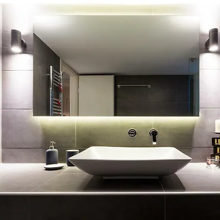 Mama's With 2 Bedrooms Near To Acropolis Apartment