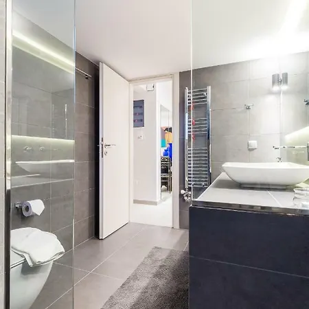 Mama's With 2 Bedrooms Near To Acropolis Apartment Athens