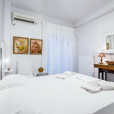 Apartment Mama's With 2 Bedrooms Near To Acropolis