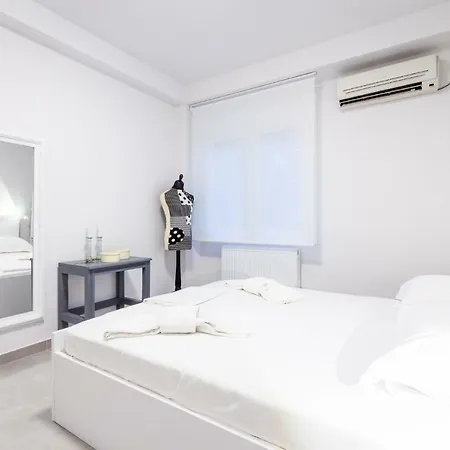 Apartment Mama's With 2 Bedrooms Near To Acropolis Athens